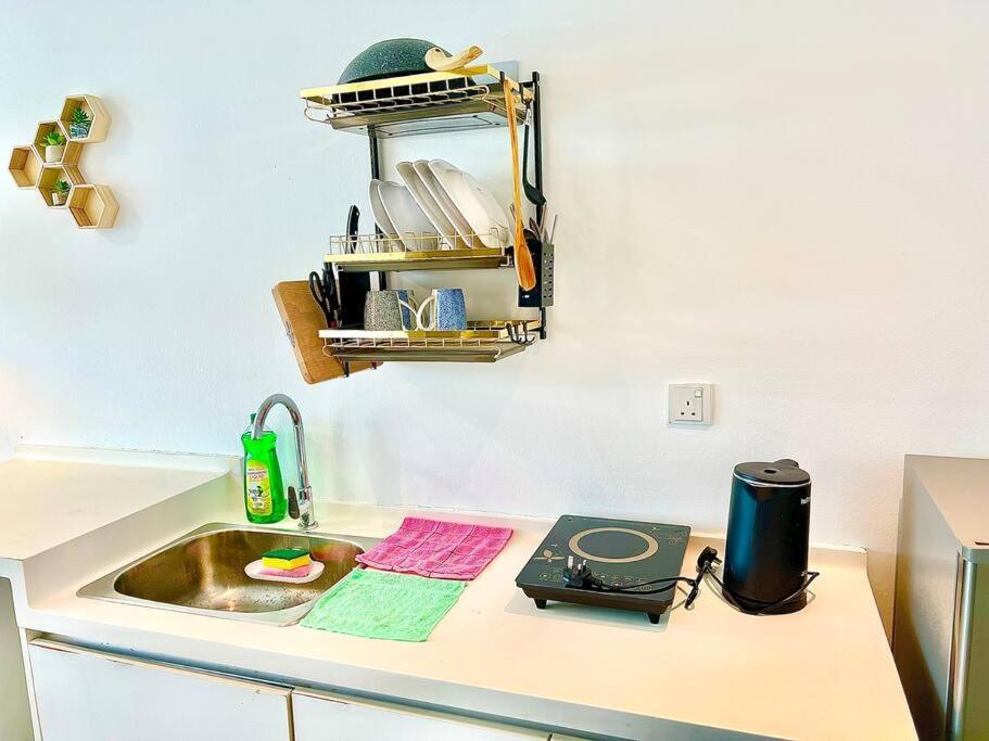 Apartemen G 1-5pax Cozy Trefoil 100mps Wifi & Tv Sccc *